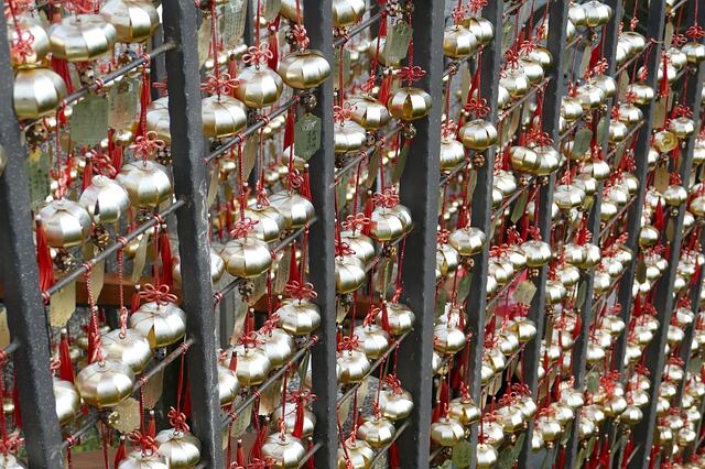 Deepavali 2020 ritual to attract money and wealth